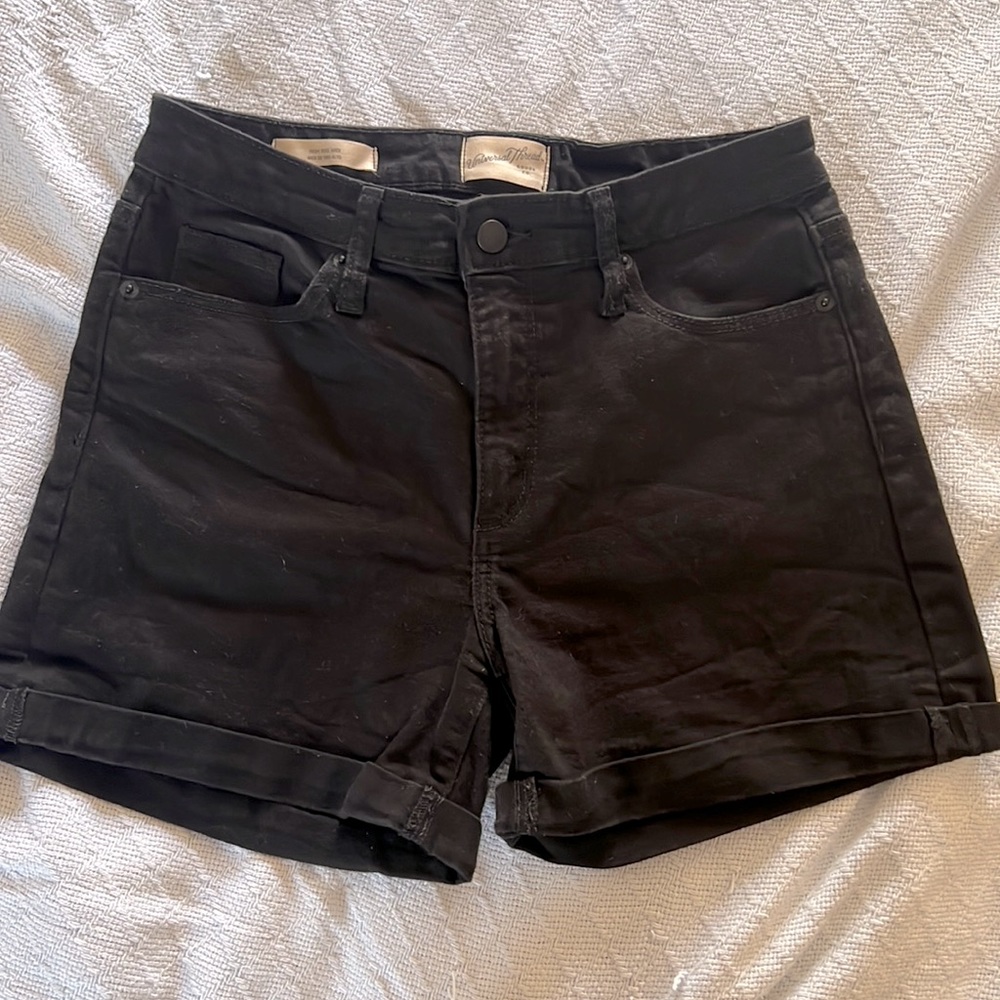 Universal Thread black denim high rise midi jean shorts cuffed